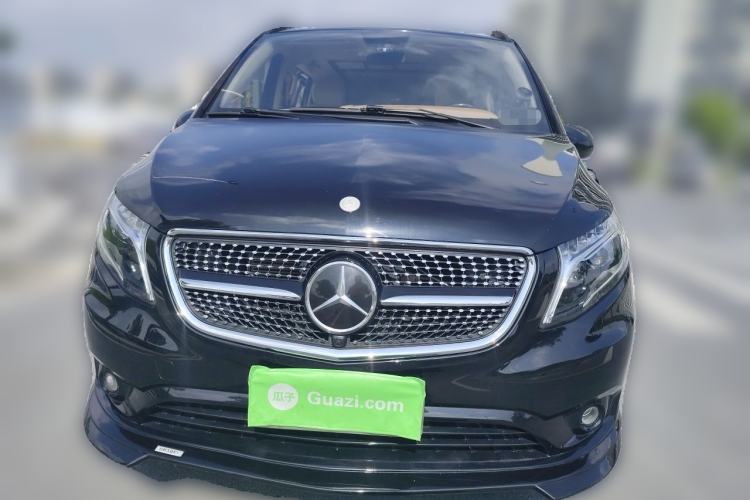 Used Mercedes-Benz Vito 2020 2.0T Elite Version 7 Seats Front