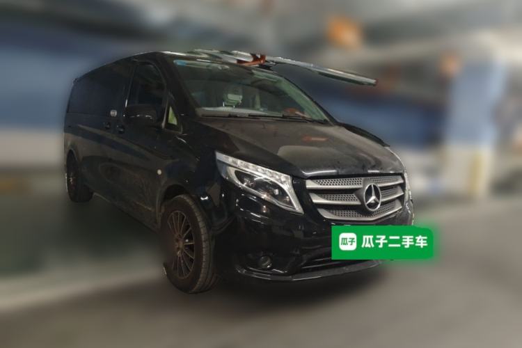 Used Mercedes-Benz Vito 2020 2.0T Elite Version 7 Seats Front Right 45 Deg