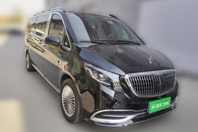 Used Mercedes-Benz Vito 2020 2.0T Elite Version 7 Seats Front Right 45 Deg