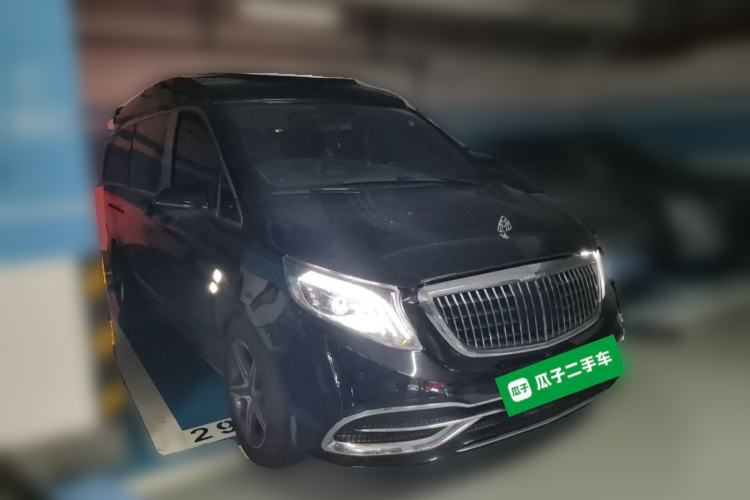 Used Mercedes-Benz Vito  Front Right 45 Deg