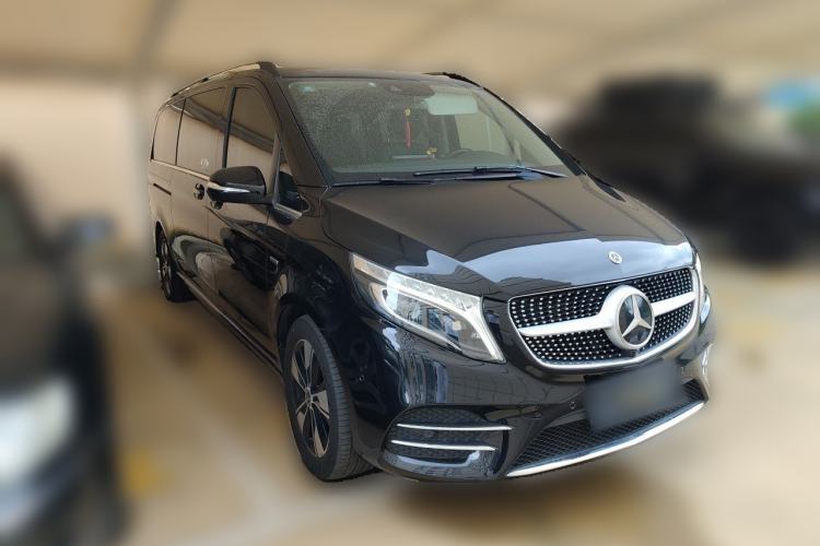 Used Mercedes-Benz Vito 2020 2.0T Business Version 7 Seats Front Right 45 Deg