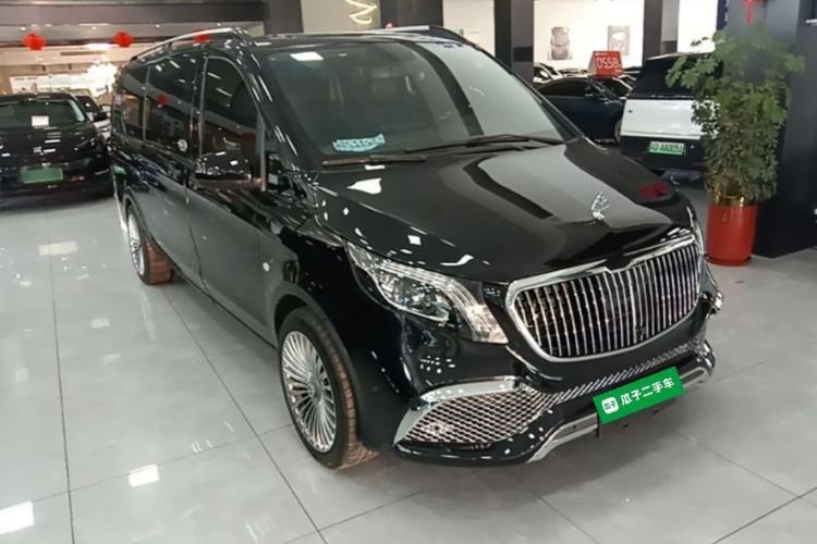 Used Mercedes-Benz Vito 2020 2.0T Business Version 7 Seats Front Right 45 Deg
