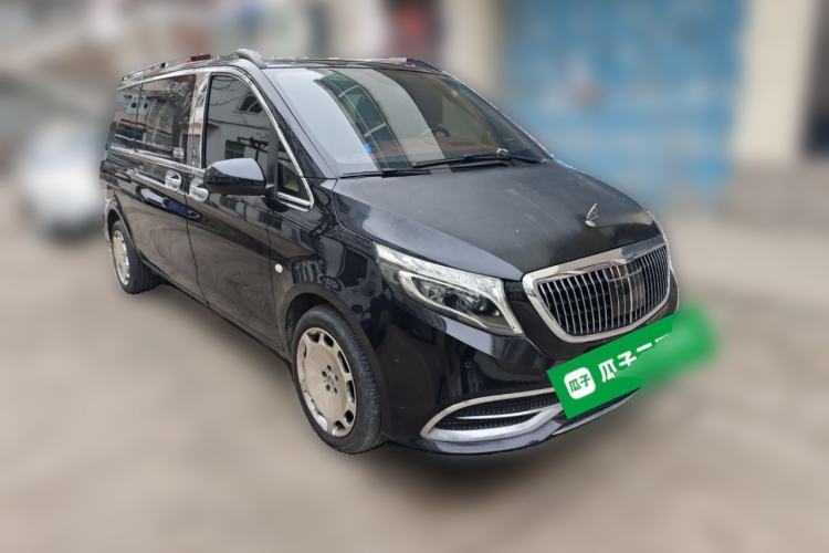 Used Mercedes-Benz Vito 2020 2.0T Business Version 7 Seats Front Right 45 Deg