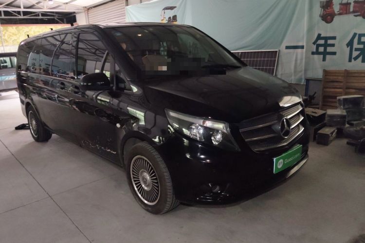 Used Mercedes-Benz Vito 2020 2.0T Business Version 7 Seats Front Right 45 Deg