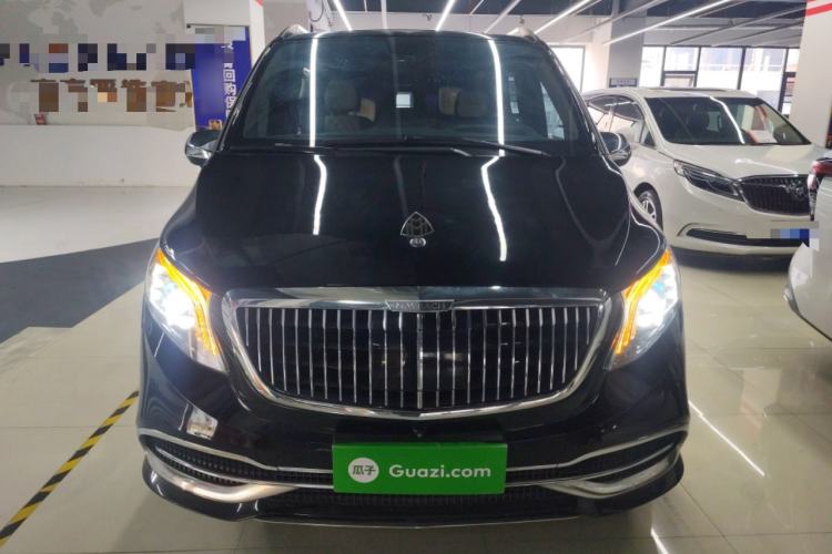 Used Mercedes-Benz Vito 2020 2.0T Elite Version 7 Seats Front