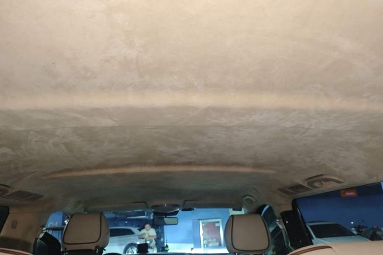 Used Mercedes-Benz Vito 2020 2.0T Elite Version 7 Seats Headliner