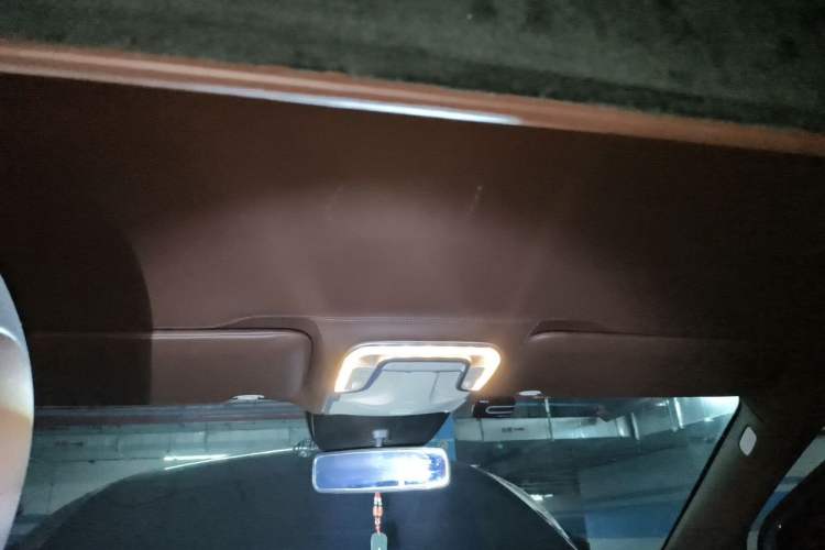 Used Mercedes-Benz Vito  Headliner