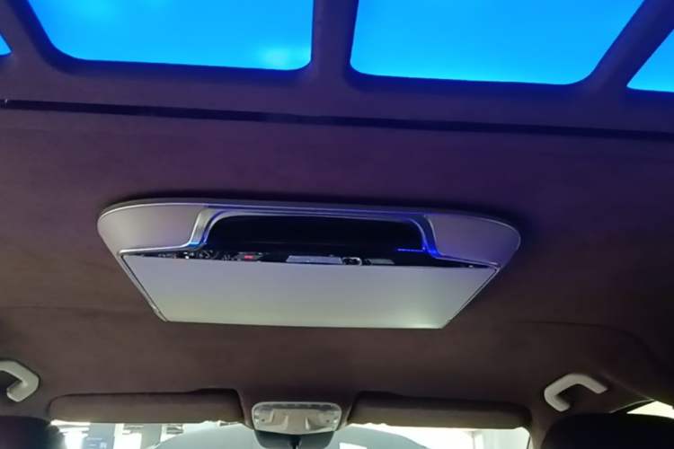 Used Mercedes-Benz Vito 2020 2.0T Business Version 7 Seats Headliner