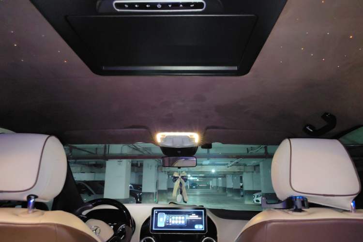 Used Mercedes-Benz Vito 2020 2.0T Elite Version 7 Seats Headliner