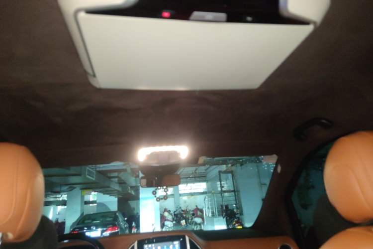 Used Mercedes-Benz Vito 2020 2.0T Business Version 7 Seats Headliner