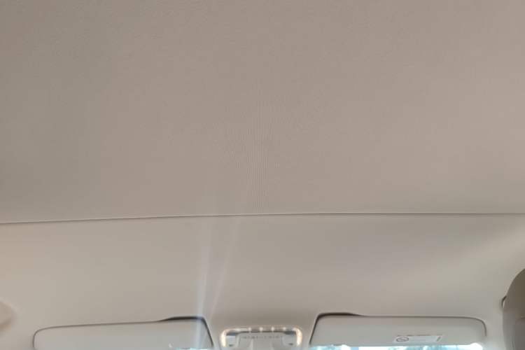 Used Mercedes-Benz Vito 2020 2.0T Elite Version 7 Seats Headliner