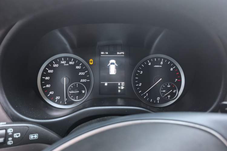 Used Mercedes-Benz Vito 2020 2.0T Elite Version 7 Seats Instrument Cluster