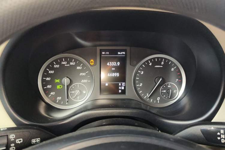 Used Mercedes-Benz Vito 2020 2.0T Elite Version 7 Seats Instrument Cluster