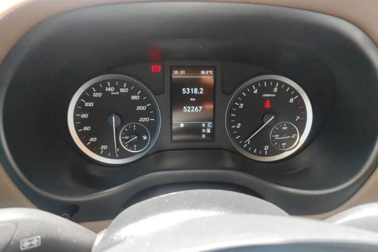 Used Mercedes-Benz Vito 2020 2.0T Business Version 7 Seats Instrument Cluster