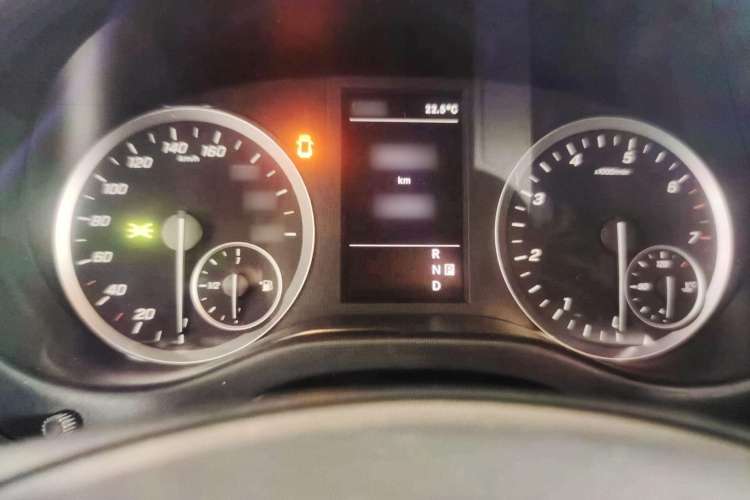 Used Mercedes-Benz Vito 2020 2.0T Business Version 7 Seats Instrument Cluster