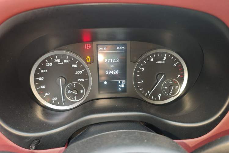 Used Mercedes-Benz Vito 2020 2.0T Business Version 7 Seats Instrument Cluster