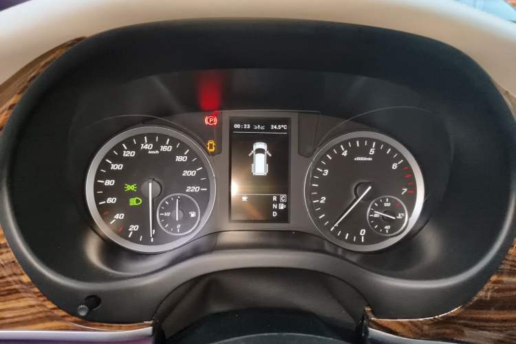 Used Mercedes-Benz Vito 2020 2.0T Business Version 7 Seats Instrument Cluster