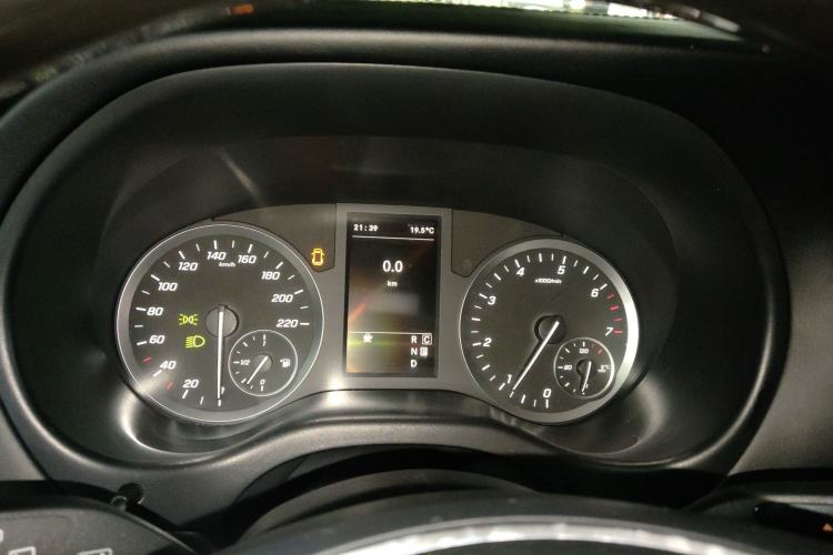 Used Mercedes-Benz Vito 2020 2.0T Business Version 7 Seats Instrument Cluster
