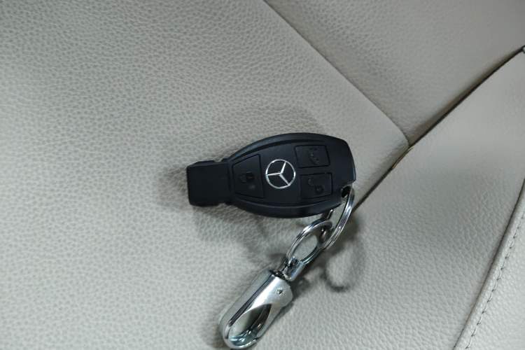 Used Mercedes-Benz Vito 2020 2.0T Elite Version 7 Seats Interior 1