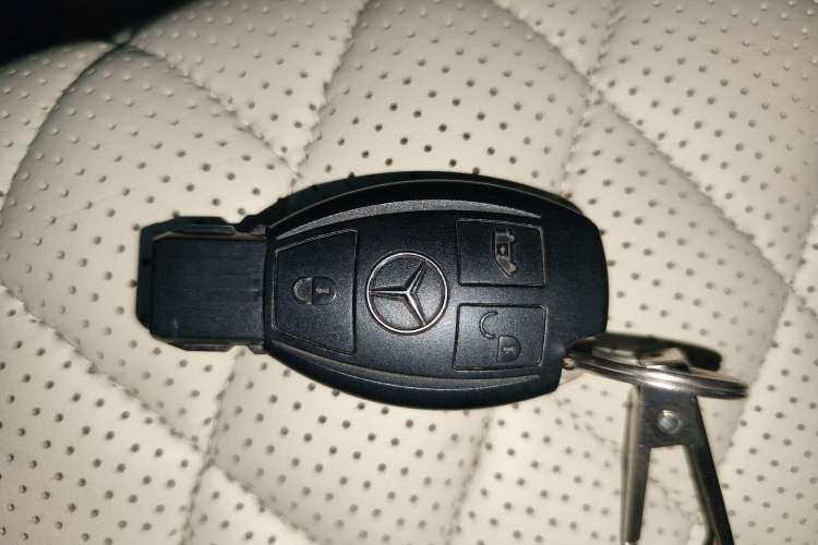 Used Mercedes-Benz Vito 2020 2.0T Elite Version 7 Seats Interior 1
