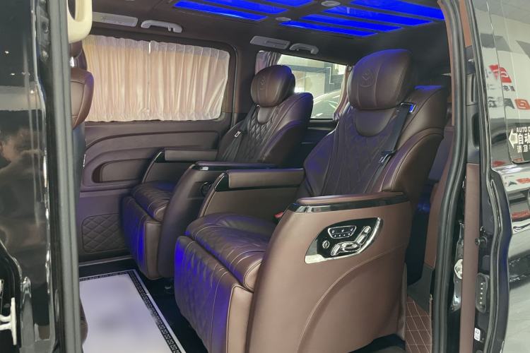 Used Mercedes-Benz Vito 2020 2.0T Business Version 7 Seats Interior 3
