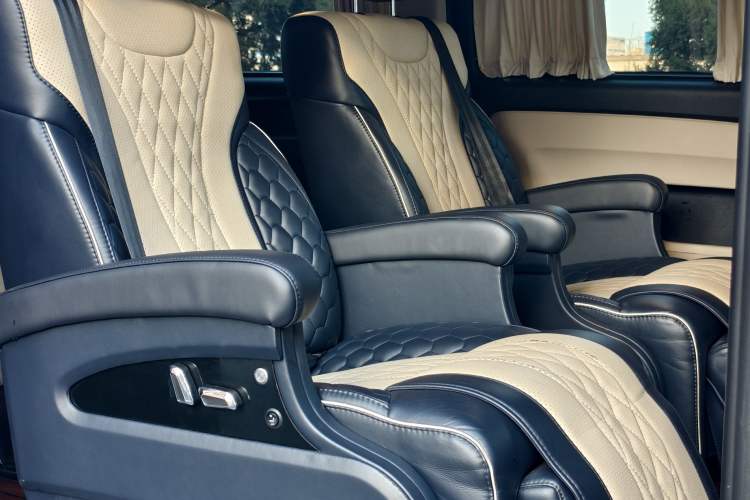 Used Mercedes-Benz Vito 2020 2.0T Business Version 7 Seats Interior 7