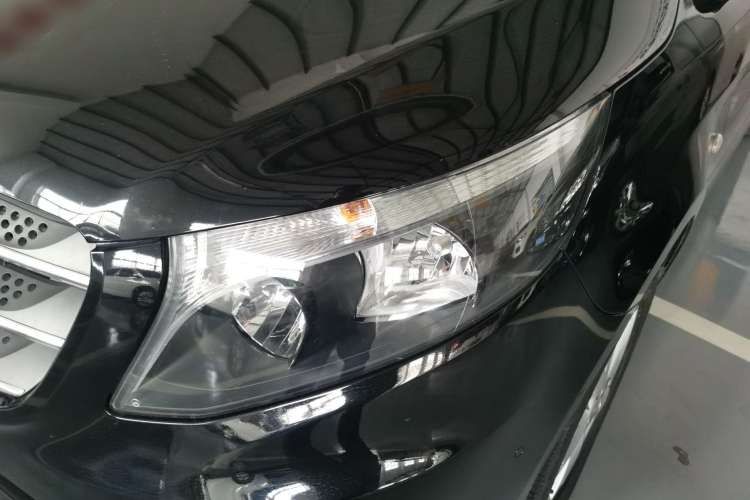 Used Mercedes-Benz Vito 2020 2.0T Business Version 7 Seats Left Front Headlight