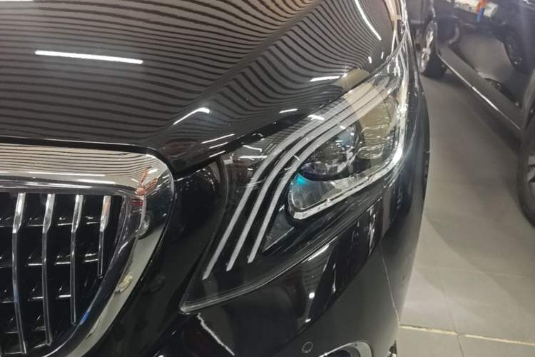 Used Mercedes-Benz Vito 2020 2.0T Business Version 7 Seats Left Front Headlight