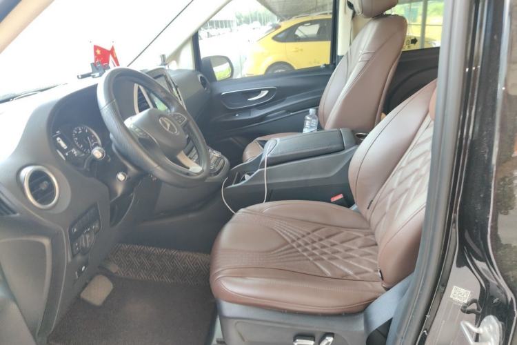 Used Mercedes-Benz Vito 2020 2.0T Business Version 7 Seats Left Front Seat