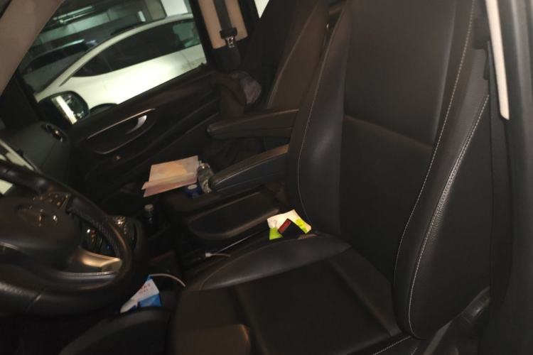 Used Mercedes-Benz Vito 2020 2.0T Business Version 7 Seats Left Front Seat