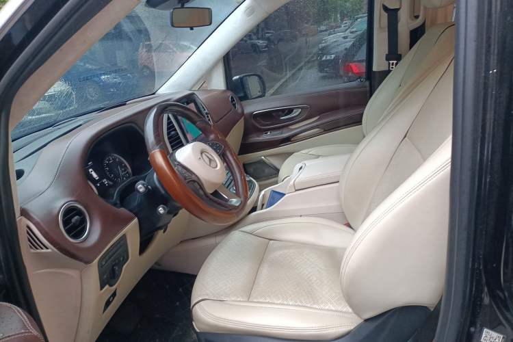 Used Mercedes-Benz Vito 2020 2.0T Business Version 7 Seats Left Front Seat