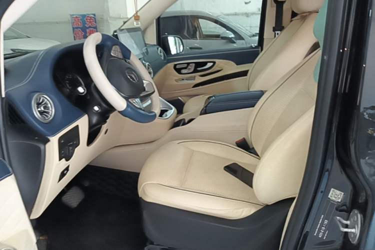 Used Mercedes-Benz Vito 2020 2.0T Business Version 7 Seats Left Front Seat