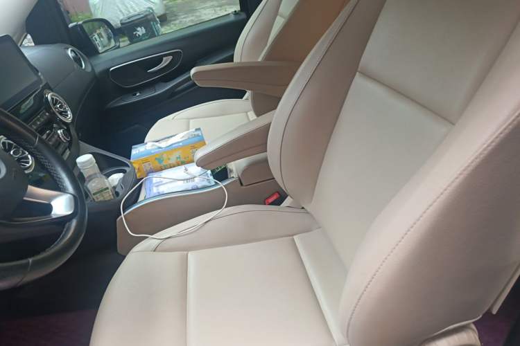 Used Mercedes-Benz Vito 2020 2.0T Business Version 7 Seats Left Front Seat
