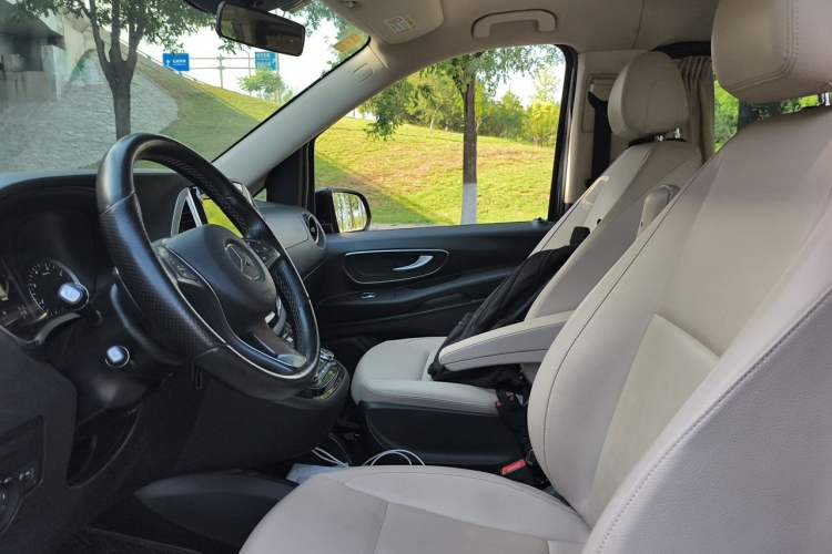 Used Mercedes-Benz Vito 2020 2.0T Business Version 9 Seats Left Front Seat