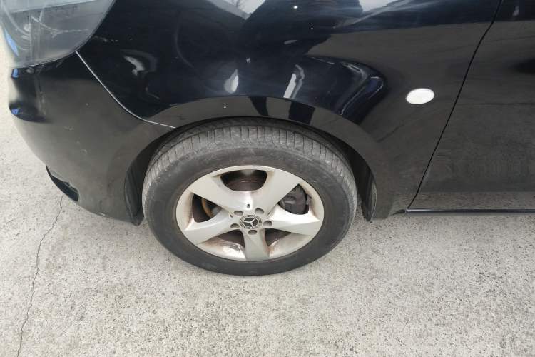Used Mercedes-Benz Vito 2020 2.0T Business Version 7 Seats Left Front Wheel Hub