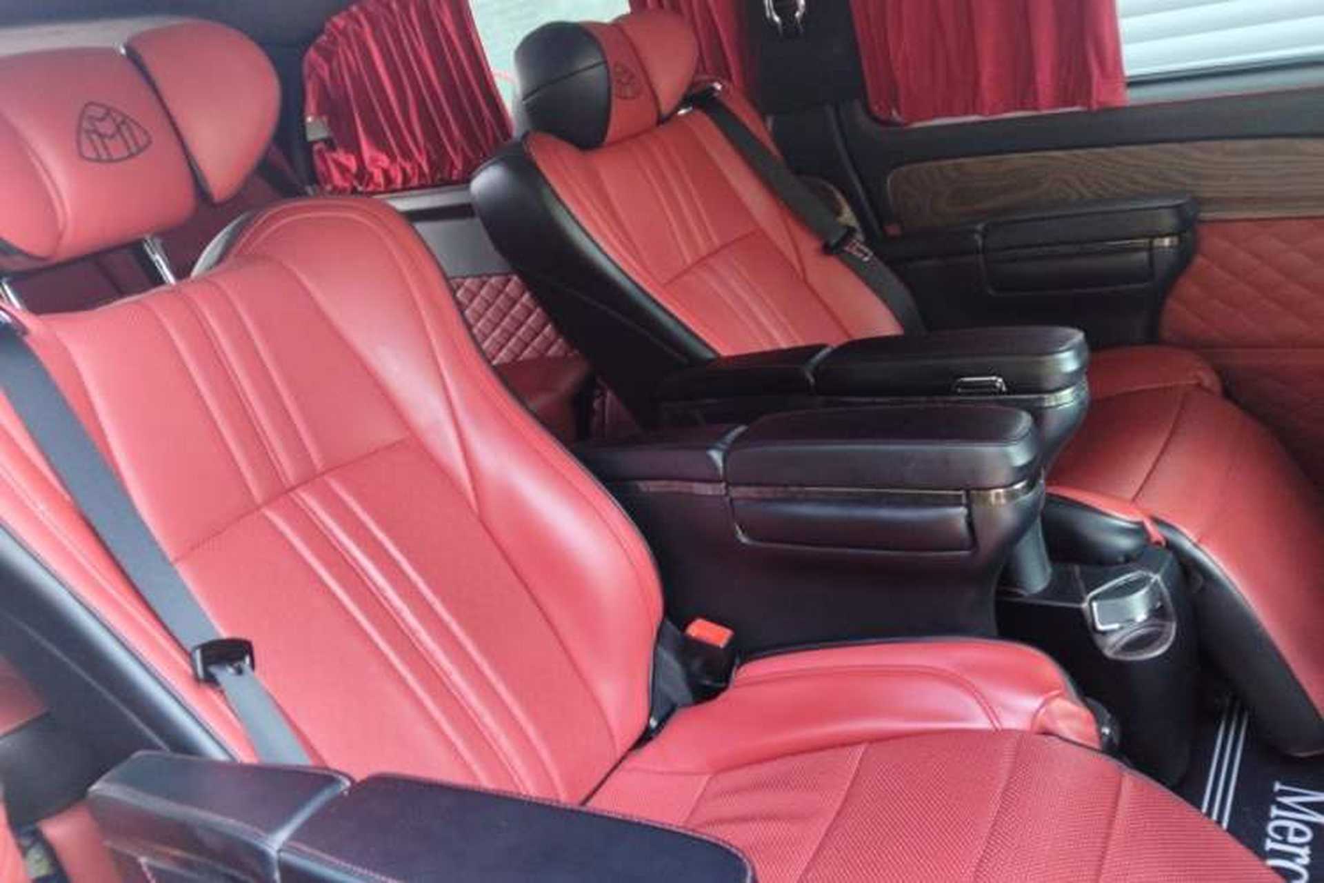 Used Mercedes-Benz Vito 2020 2.0T Elite Version 7 Seats Left Rear Seat