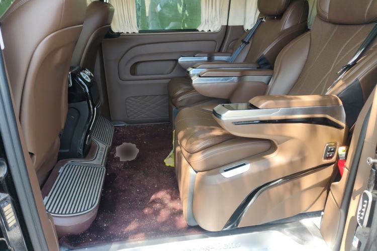 Used Mercedes-Benz Vito 2020 2.0T Business Version 7 Seats Left Rear Seat