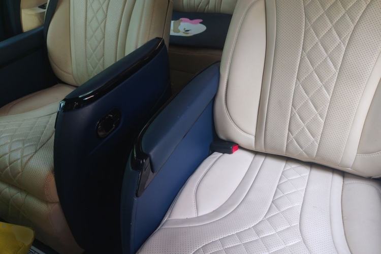 Used Mercedes-Benz Vito 2020 2.0T Business Version 7 Seats Left Rear Seat