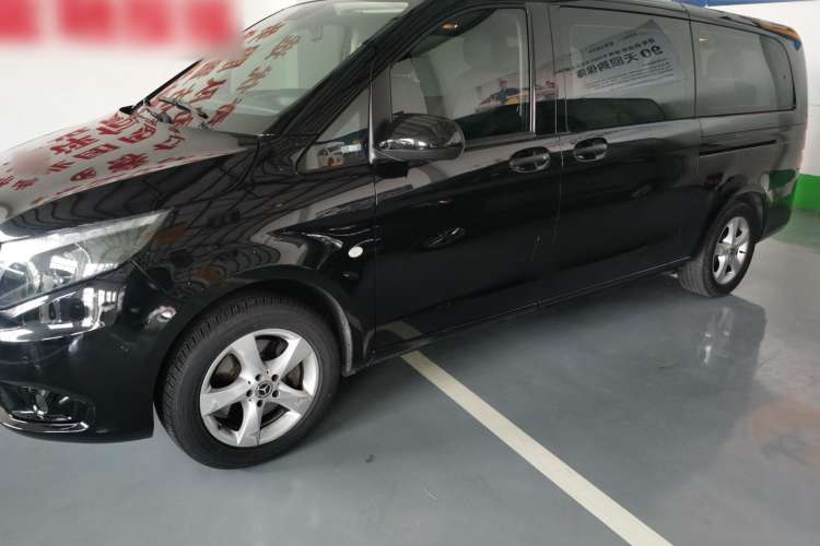 Used Mercedes-Benz Vito 2020 2.0T Business Version 7 Seats Left Side