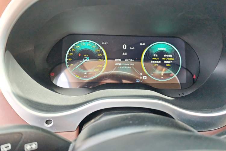 Used Mercedes-Benz Vito 2020 2.0T Business Version 7 Seats Odometer Close Up