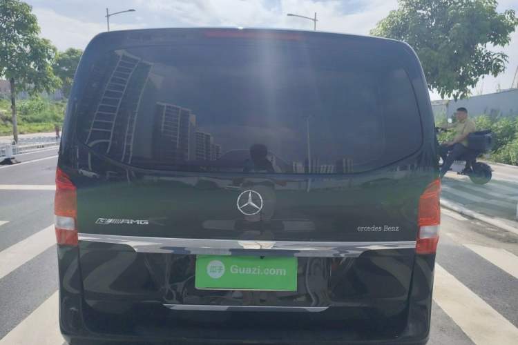 Used Mercedes-Benz Vito 2020 2.0T Elite Version 7 Seats Rear