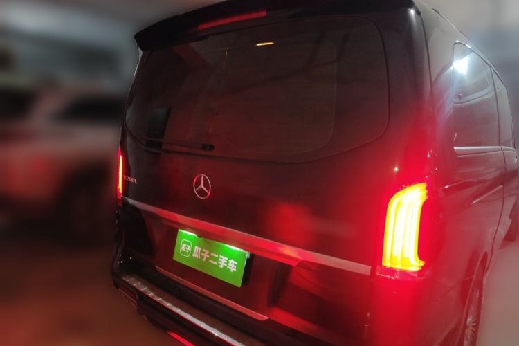 Used Mercedes-Benz Vito 2020 2.0T Elite Version 7 Seats Rear
