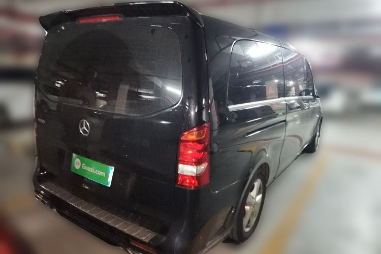 Used Mercedes-Benz Vito 2020 2.0T Elite Version 7 Seats Rear Right 45 Deg