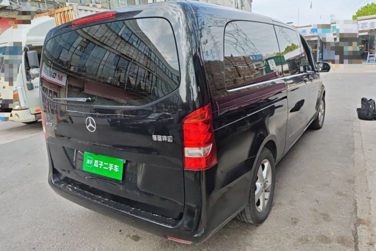 Used Mercedes-Benz Vito 2020 2.0T Elite Version 7 Seats Rear Right 45 Deg
