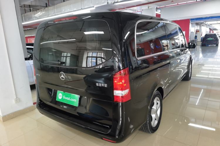 Used Mercedes-Benz Vito 2020 2.0T Elite Version 7 Seats Rear Right 45 Deg