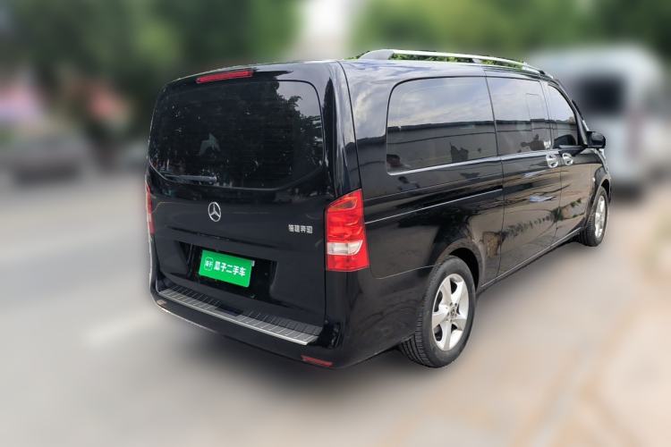 Used Mercedes-Benz Vito 2020 2.0T Elite Version 7 Seats Rear Right 45 Deg