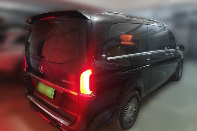 Used Mercedes-Benz Vito 2020 2.0T Elite Version 7 Seats Rear Right 45 Deg
