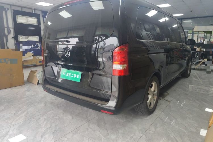 Used Mercedes-Benz Vito 2020 2.0T Elite Version 7 Seats Rear Right 45 Deg