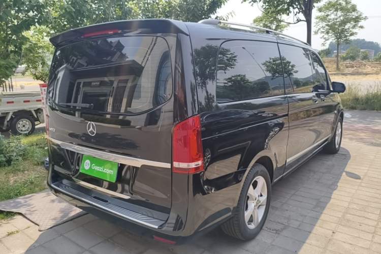 Used Mercedes-Benz Vito 2020 2.0T Elite Version 7 Seats Rear Right 45 Deg