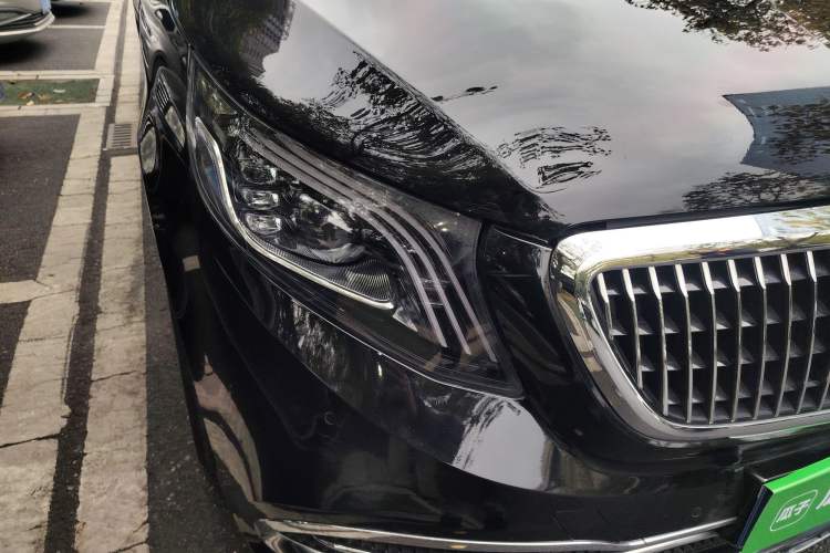 Used Mercedes-Benz Vito 2020 2.0T Business Version 7 Seats Right Front Headlight